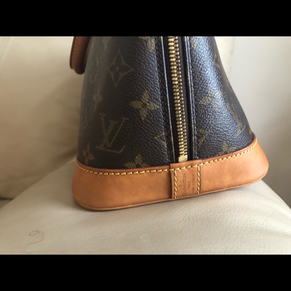Authentic LV Alma “SOLD” - Picture 6 of 8